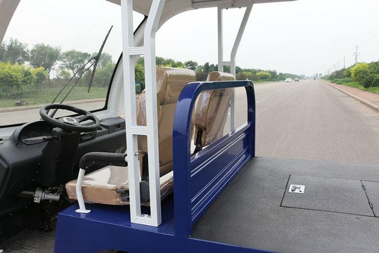 直流電機(jī)驅(qū)動，配置汽車專用驅(qū)動橋，使用壽命長，安全可靠