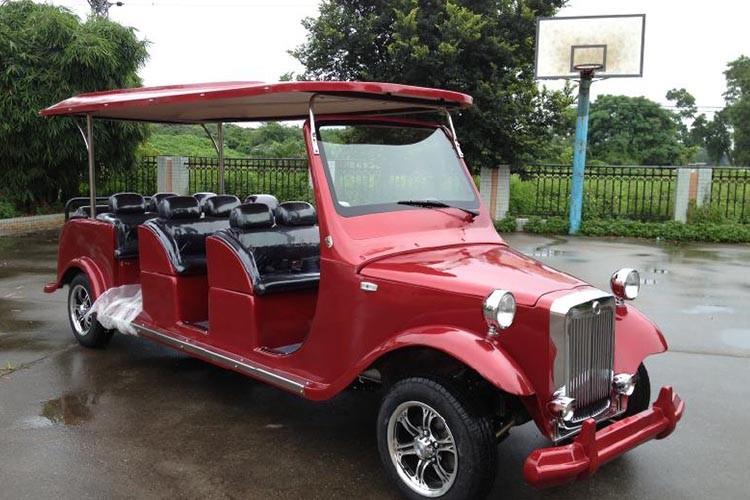 8座高爾夫球車