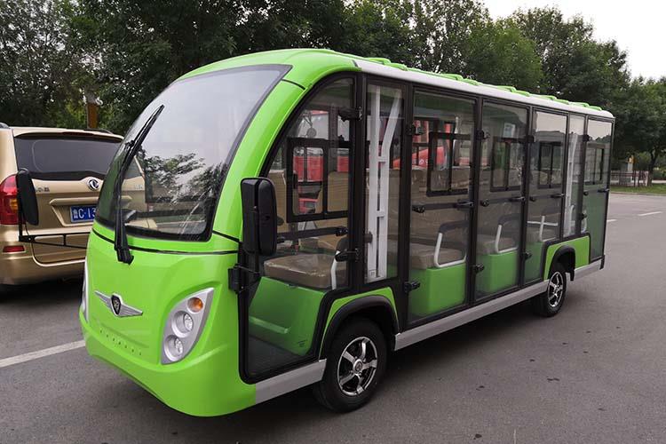 應(yīng)經(jīng)常檢查各連接部位的緊固程度，如有松動(dòng)，應(yīng)立即擰緊，避免事故