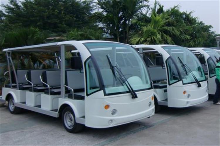 這類車一般的續(xù)航里程不會(huì)太遠(yuǎn)，白天使用后晚上充電，充電時(shí)間為8小時(shí)左右