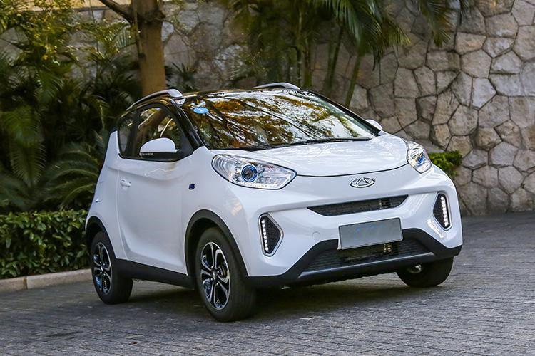 讀過上面部分，大家自然知道新能源電動車日常使用中并不需要將電池電量用光再充電