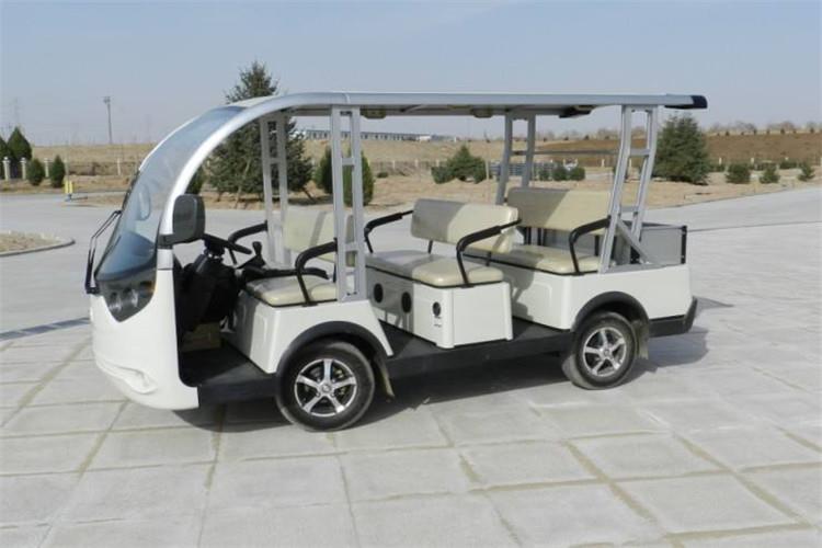 電動觀光車輪胎應(yīng)按規(guī)定車型配裝，并根據(jù)行駛地區(qū)道路條件選擇相適應(yīng)的胎面花紋