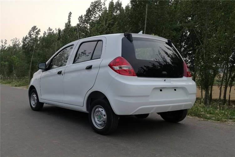 在山東新能源電動(dòng)車使用過程中，應(yīng)根據(jù)實(shí)際情況準(zhǔn)確把握充電時(shí)間，參考平時(shí)使用頻率及行駛里程情況