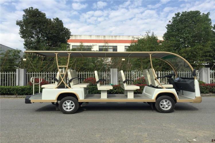 山東電動觀光車的車身覆蓋件表面應(yīng)平整，過渡圓滑，無磕、碰、擦、劃傷痕等缺陷存在