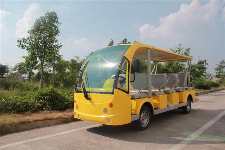 山東電動觀光車表面常常會出現(xiàn)漆面氧化、污垢、龜裂、褪色、劃痕等“皮膚病”癥狀